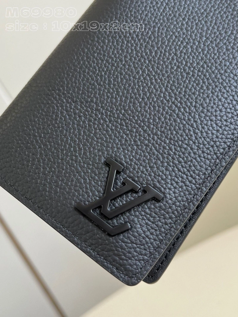 LV Wallets 4365I-0710