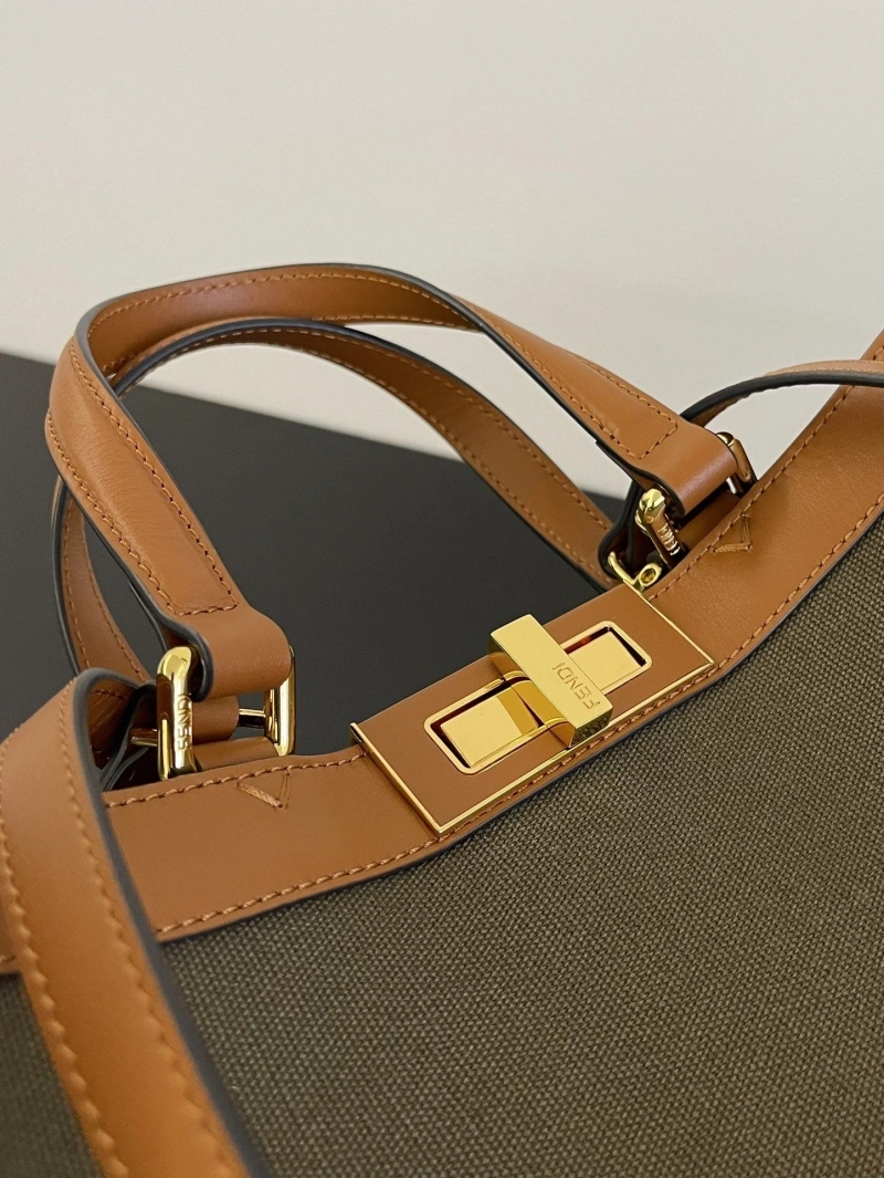 F**di shopping bags 4370-0015