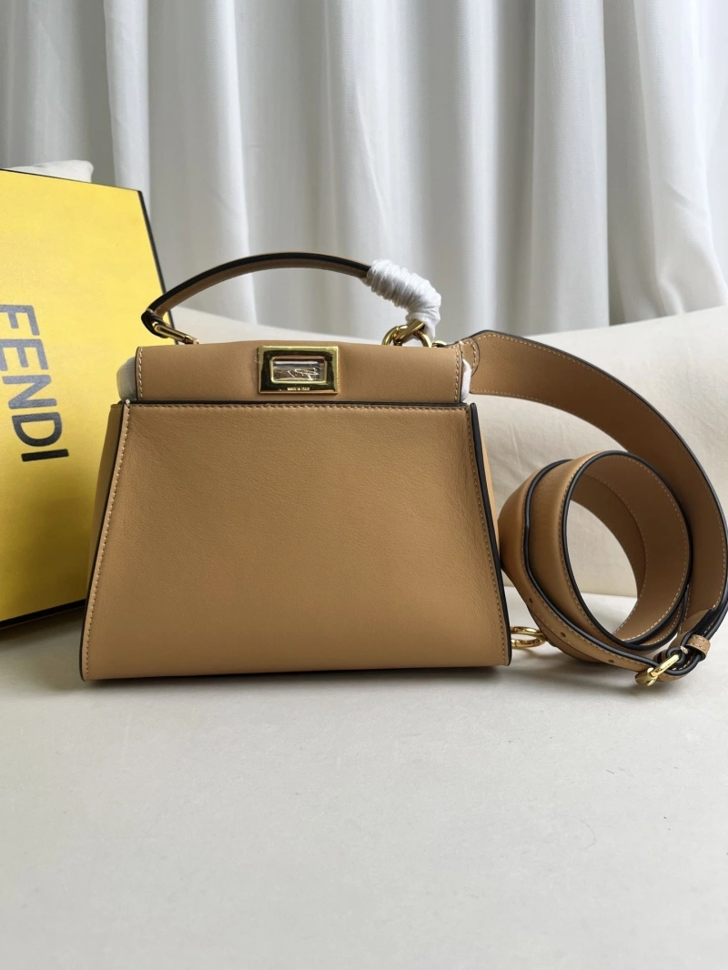 F**di top handle bags 4370-0017