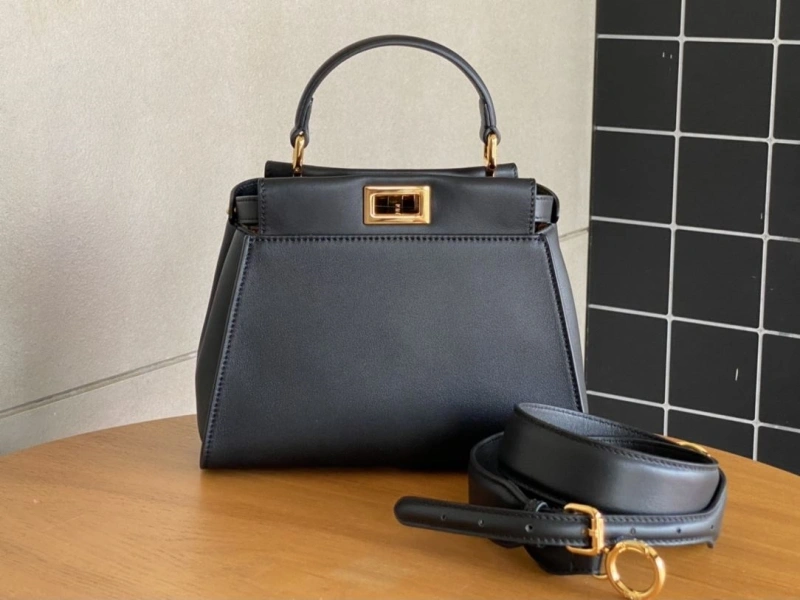 F**di top handle bags 4370-0019