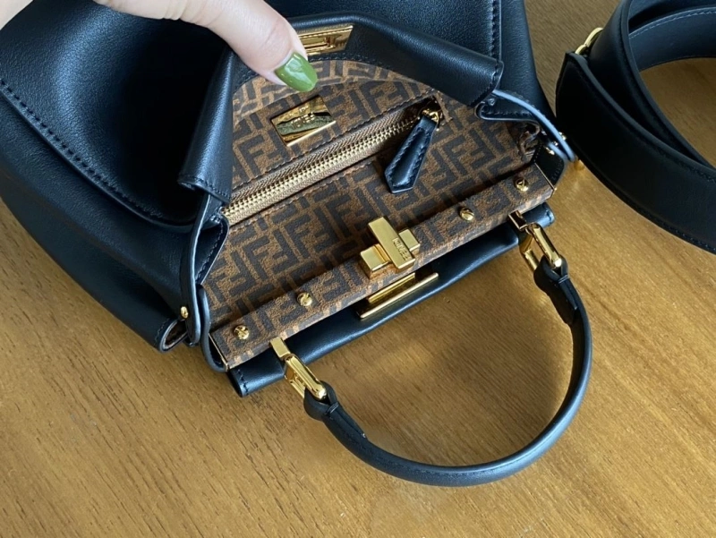 F**di top handle bags 4370-0019