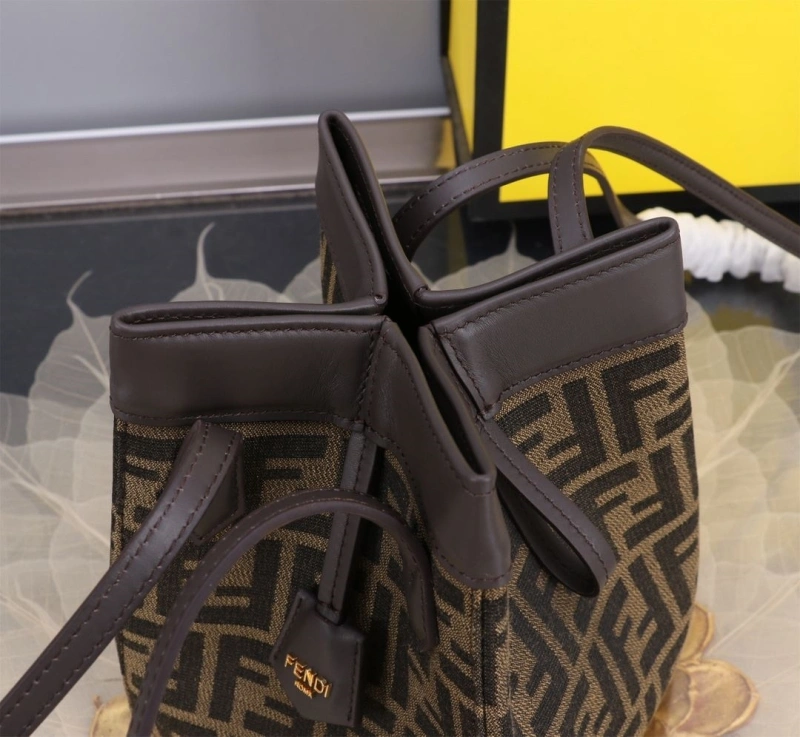 F**di shopping bags 4370-0049