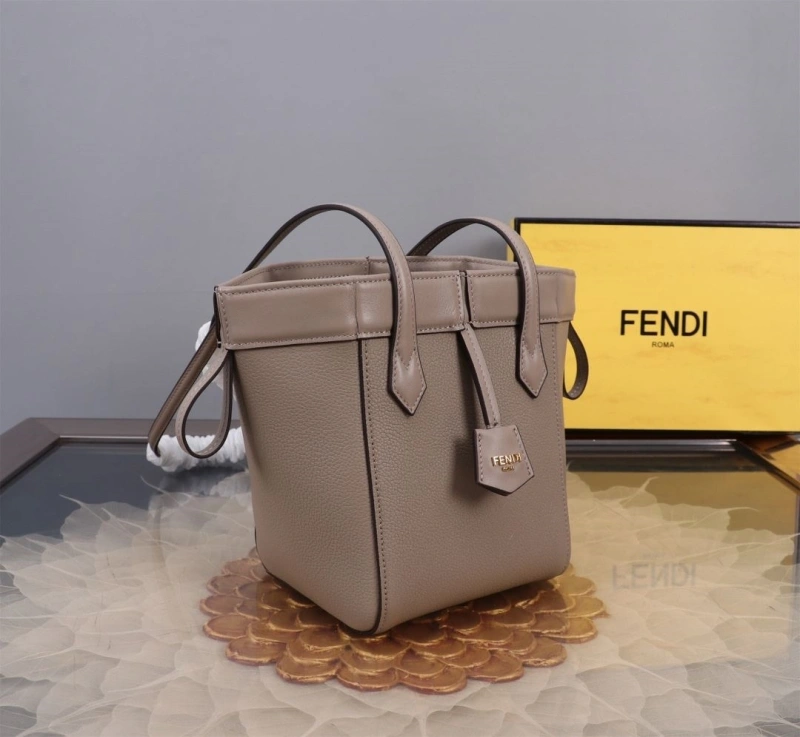 F**di shopping bags 4370-0052