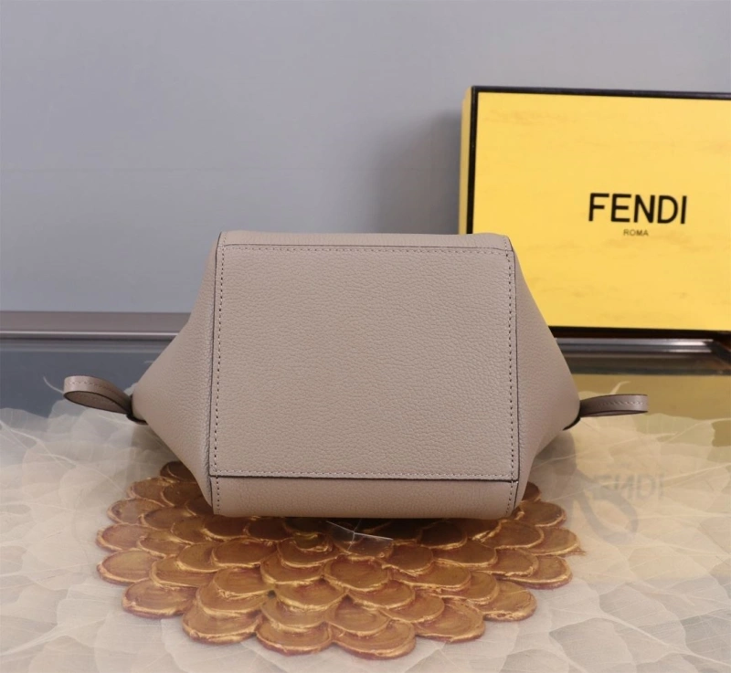 F**di shopping bags 4370-0052