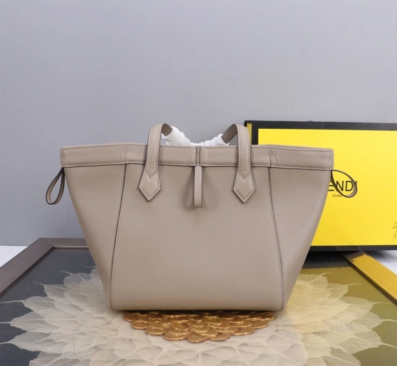 F**di shopping bags 4370-0054