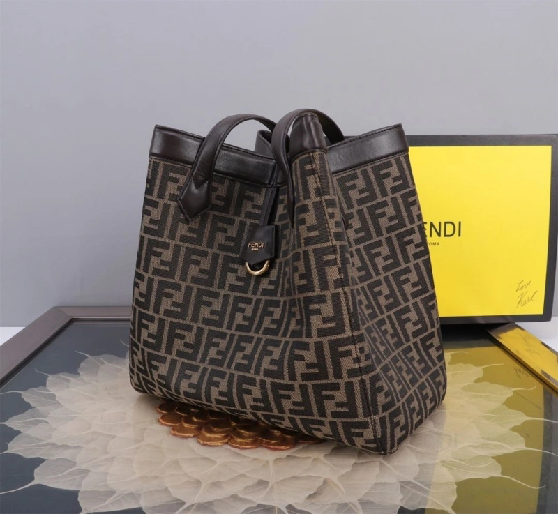 F**di shopping bags 4370-0056