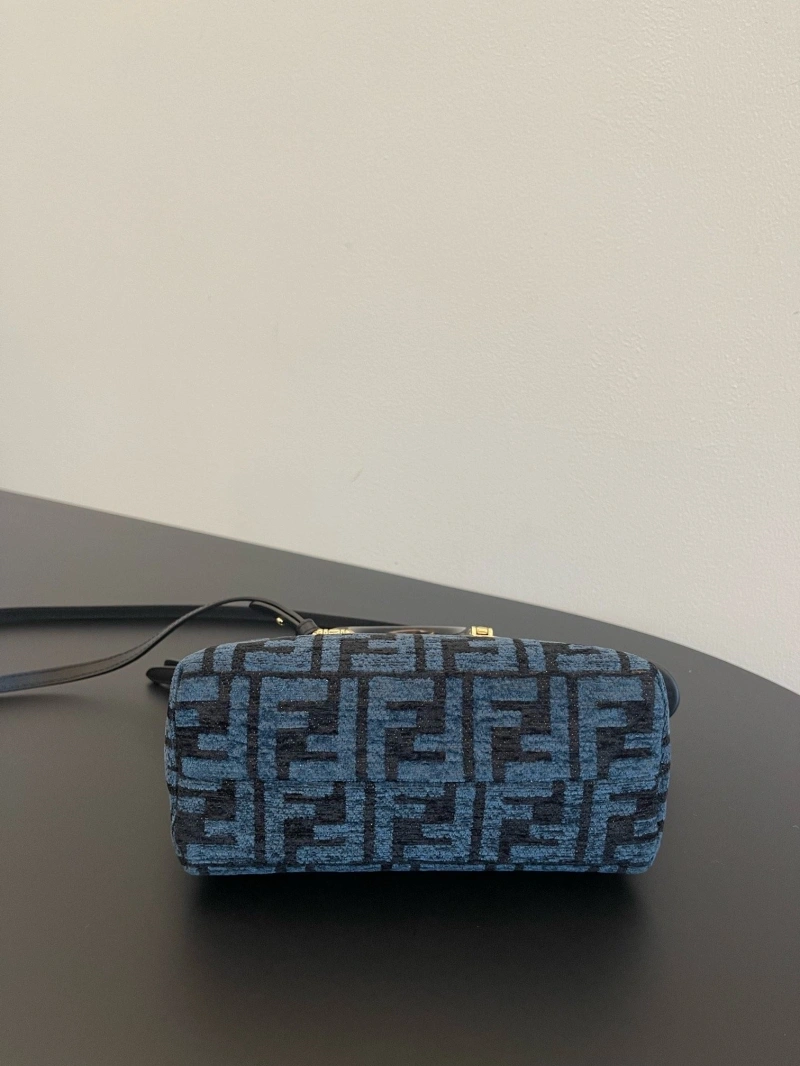 F**di top handle bags 4370-0083