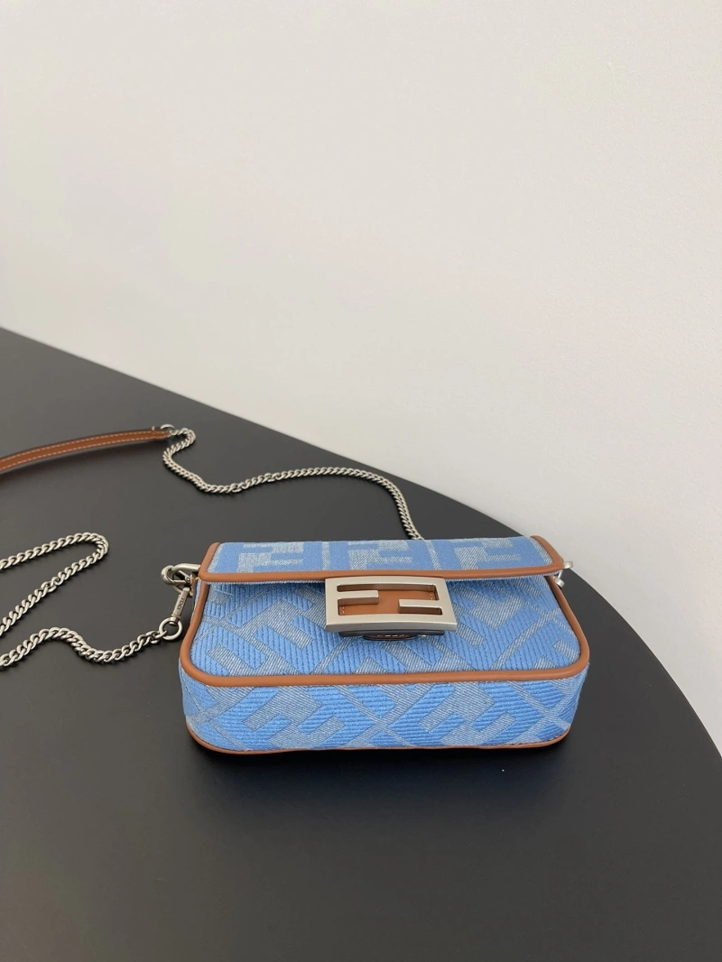 F**di baguette bags 4370-0117