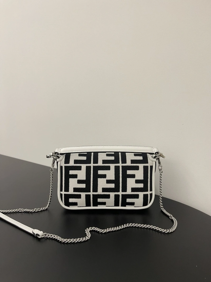 F**di baguette bags 4370-0121
