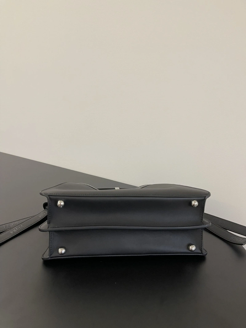 F**di top handle bags 4370-0194