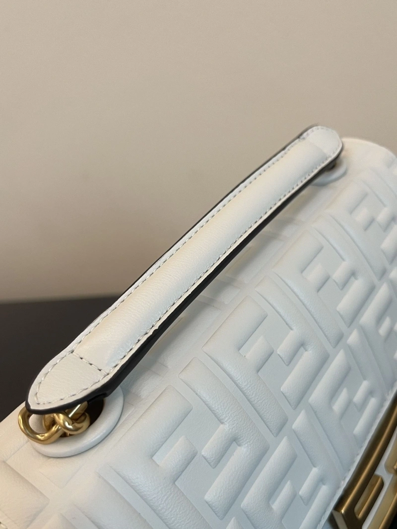 F**di baguette bags 4370-0212
