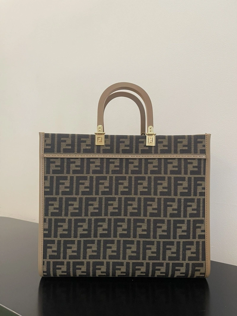 F**di shopping bags 4370-0229
