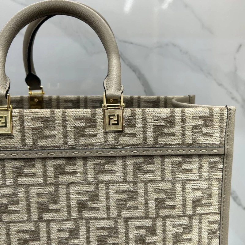 F**di shopping bags 4370-0264
