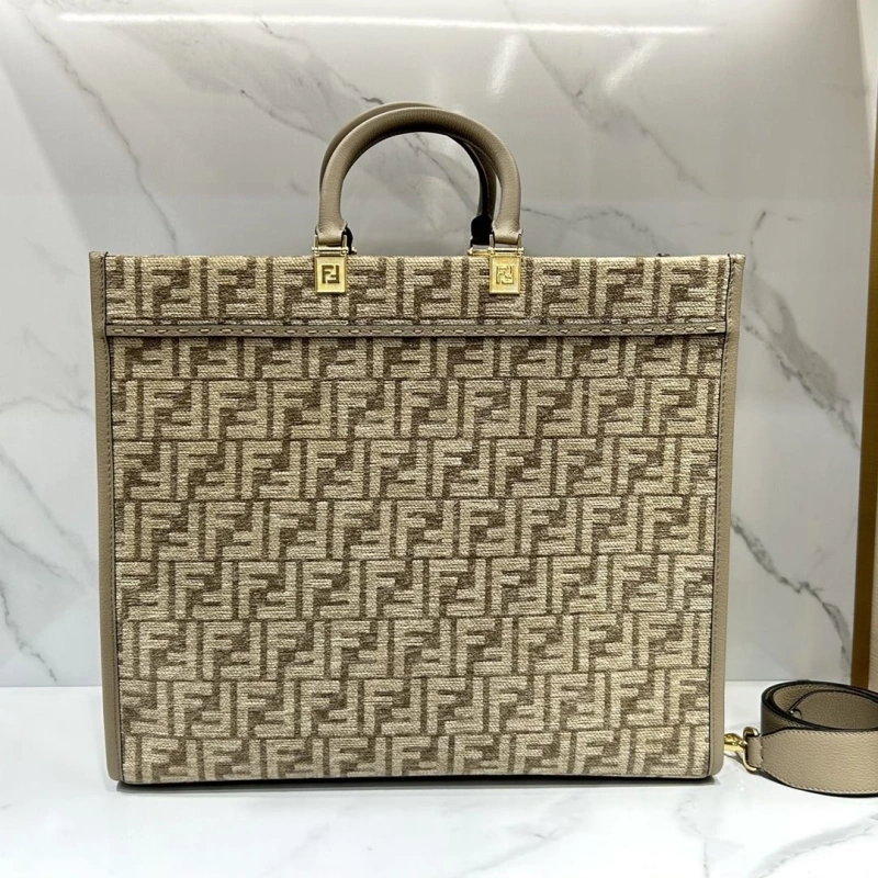 F**di shopping bags 4370-0265