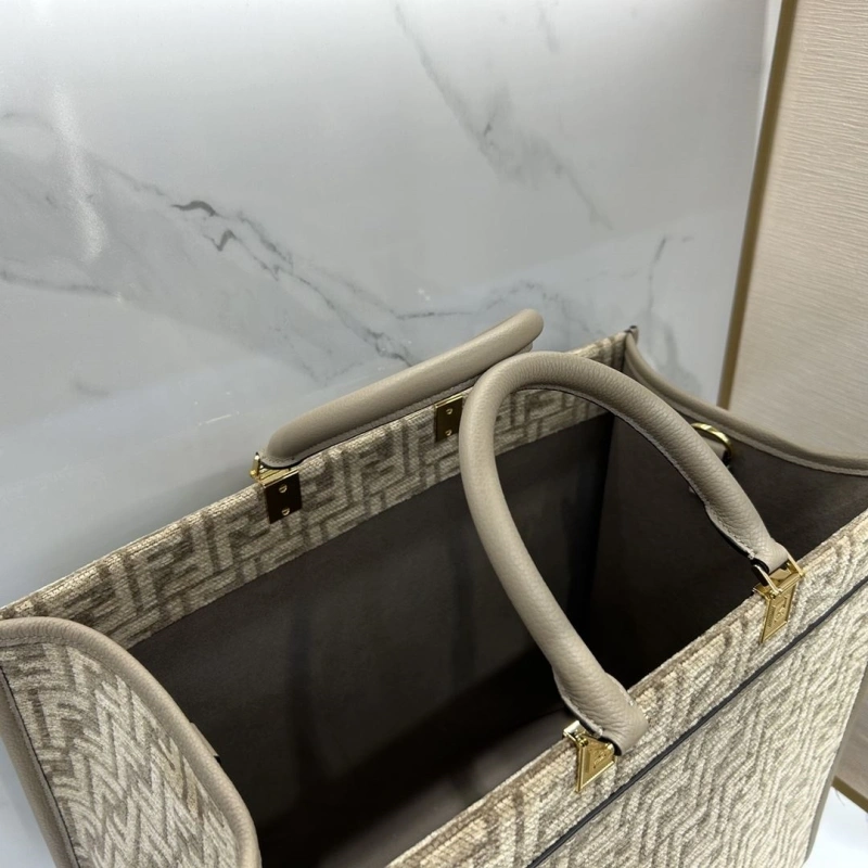 F**di shopping bags 4370-0265