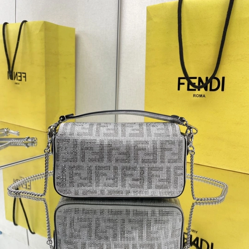 F**di baguette bags 4370-0277