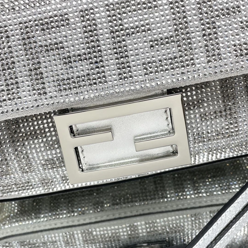 F**di baguette bags 4370-0277