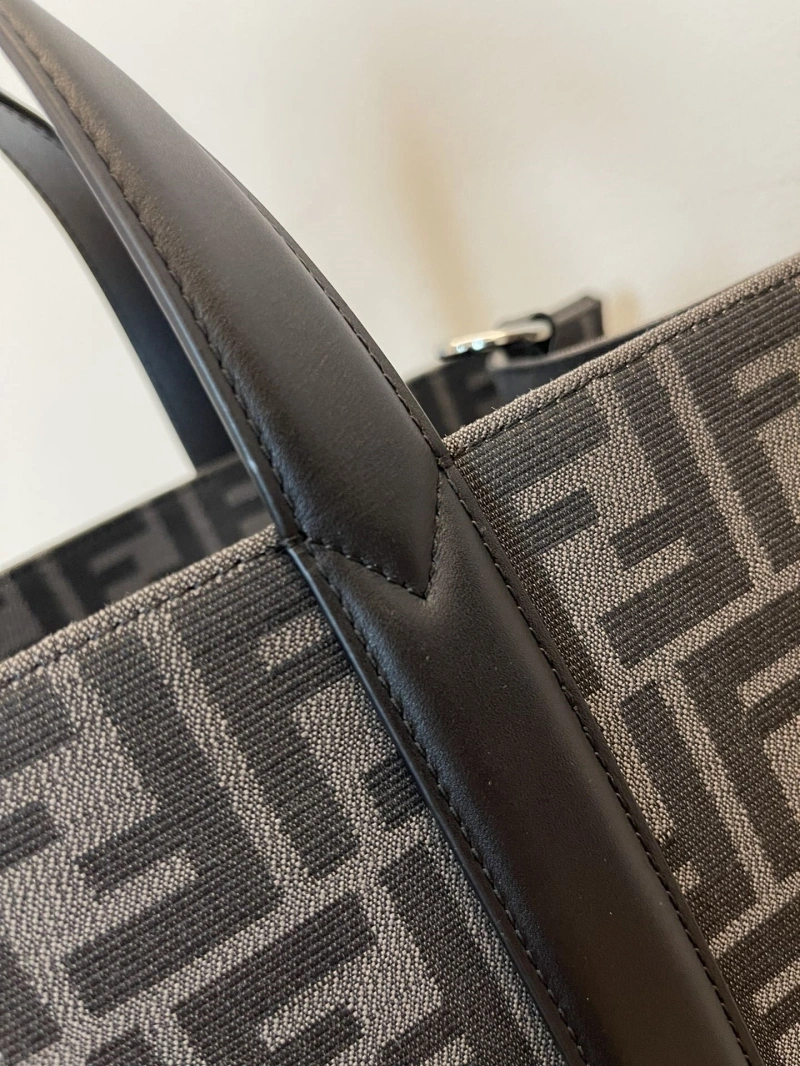 F**di shopping bags 4370-0286