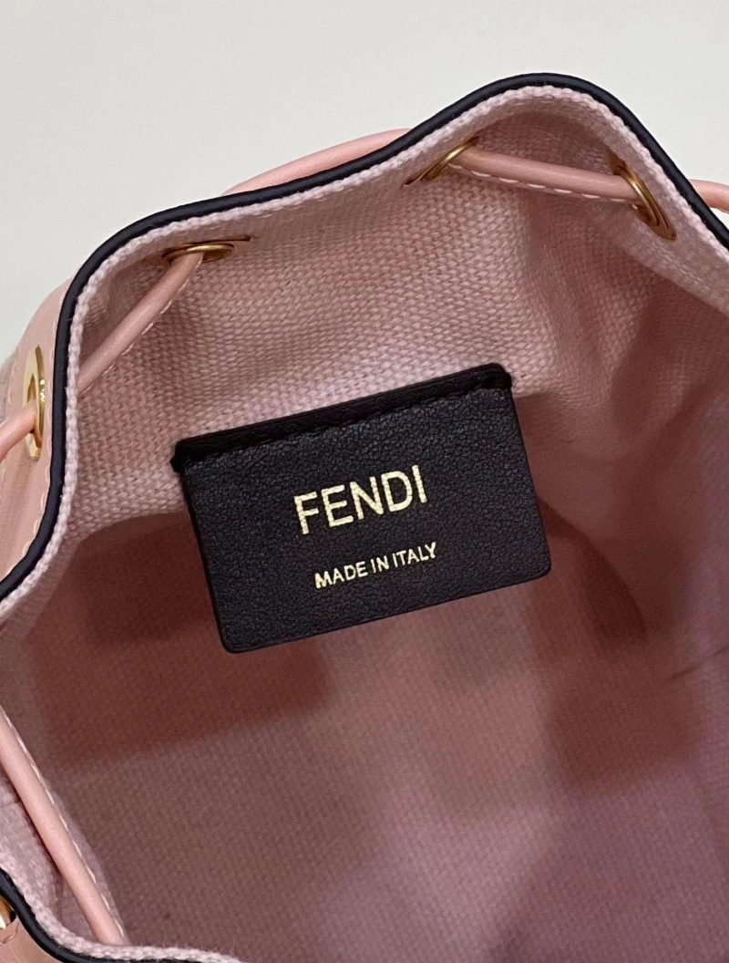 F**di bucket bags 4370-0313