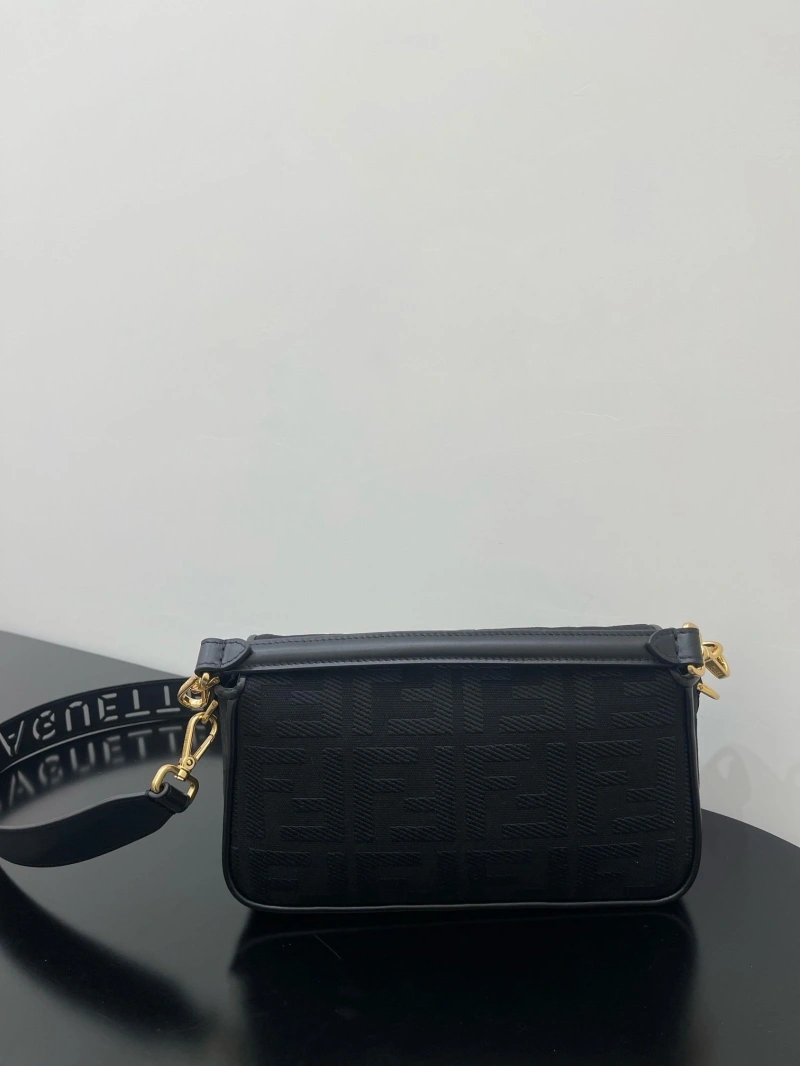 F**di baguette bags 4370-0327