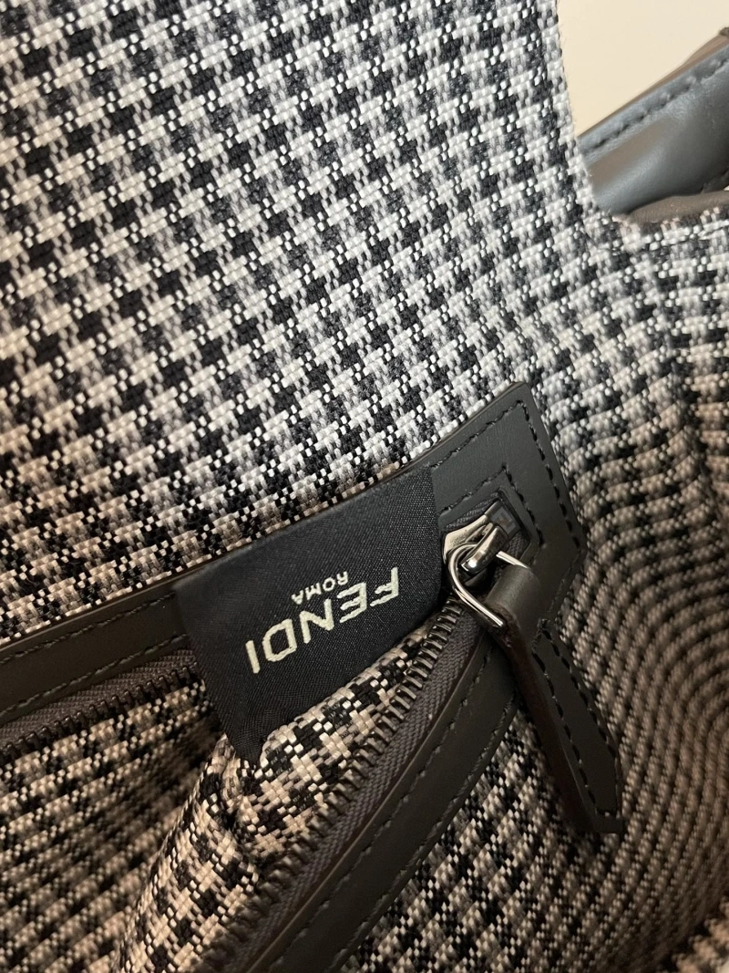 F**di baguette bags 4370-0330