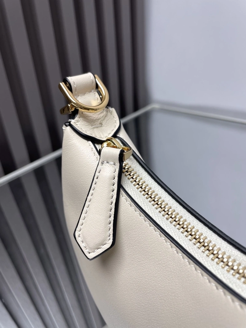 F**di top handle bags 4370-0348