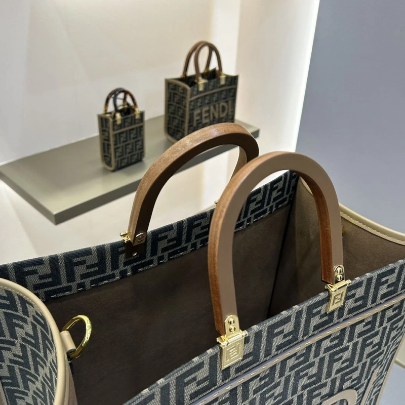 F**di shopping bags 4370-0356