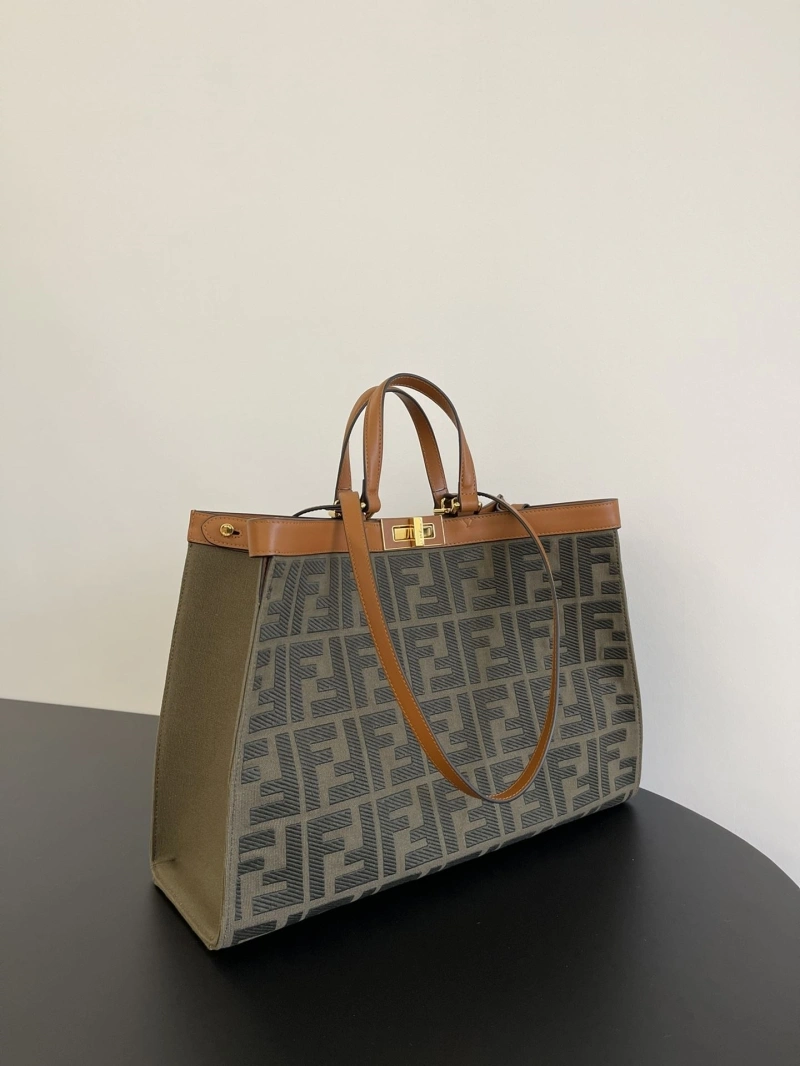 F**di shopping bags 4370-0377