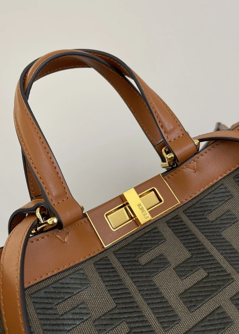 F**di shopping bags 4370-0377
