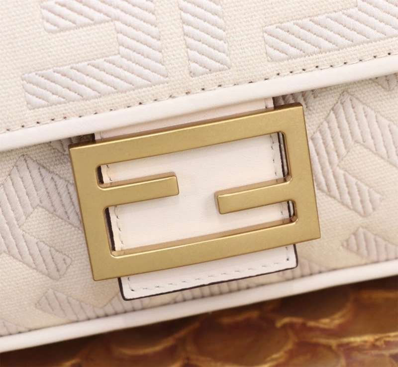 F**di baguette bags 4370-0399