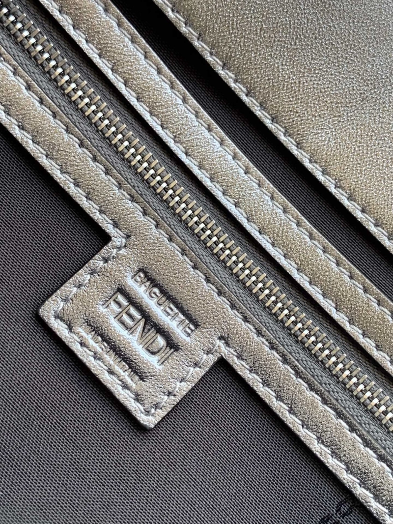 F**di baguette bags 4370-0411