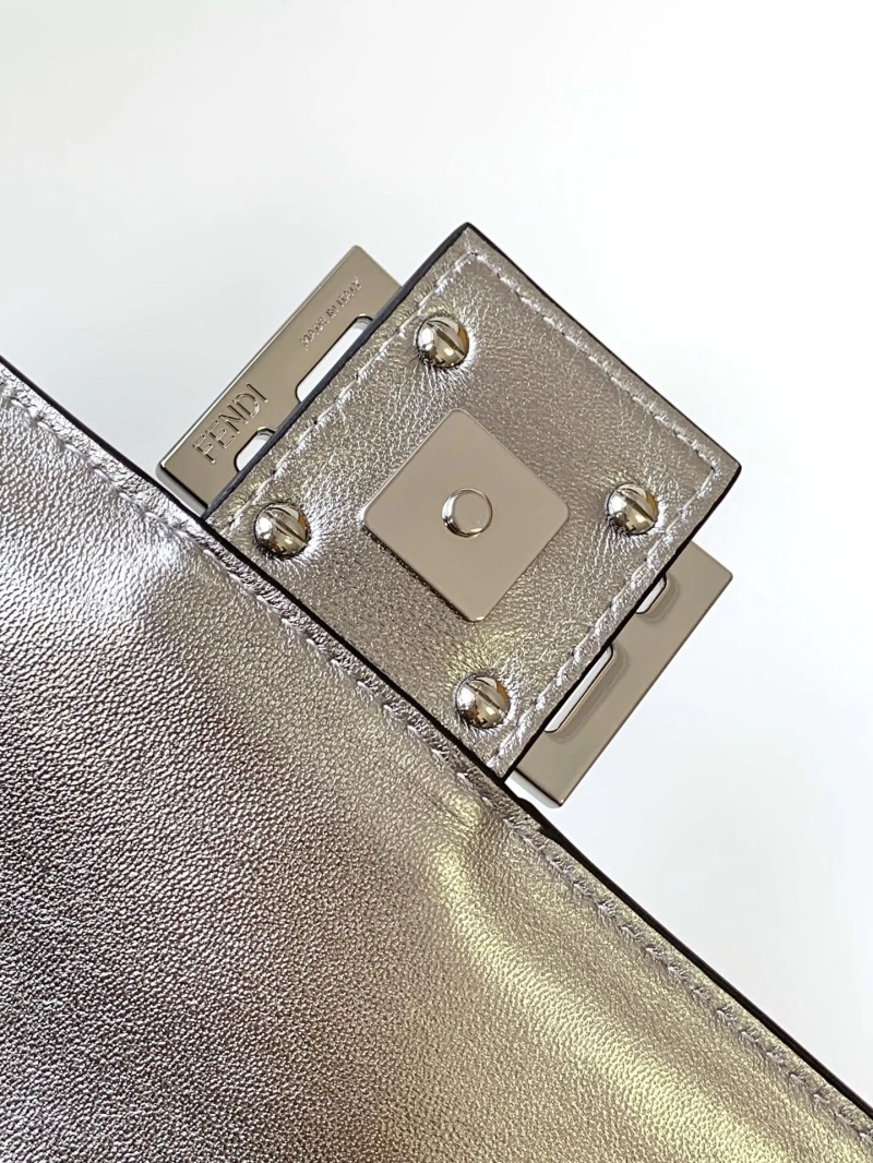 F**di baguette bags 4370-0411