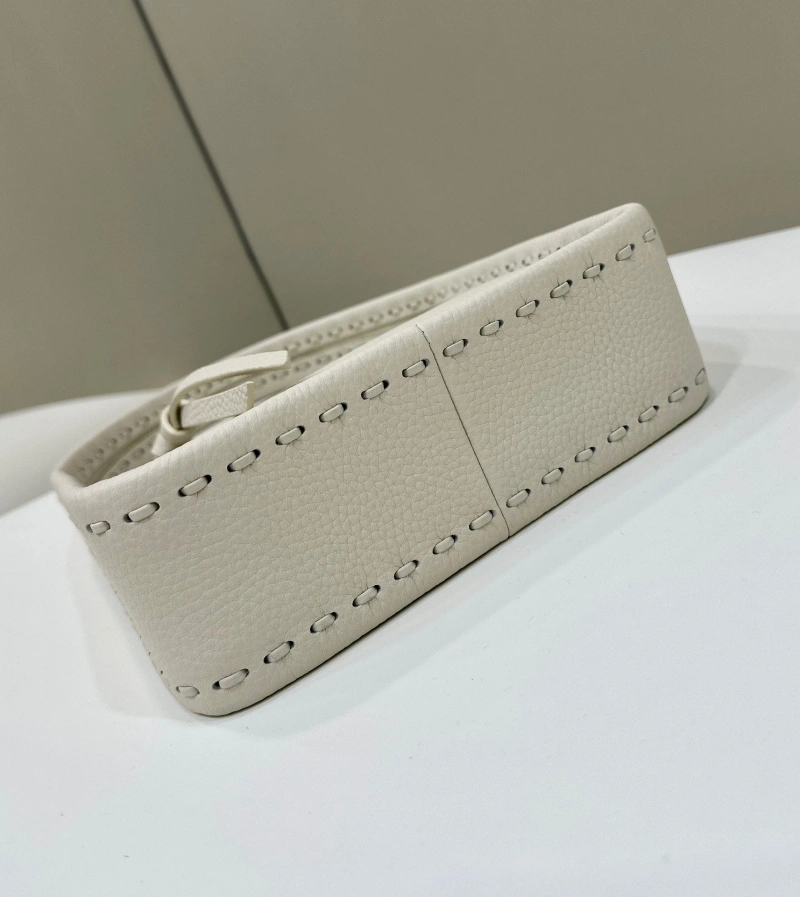 F**di top handle bags 4370-0427