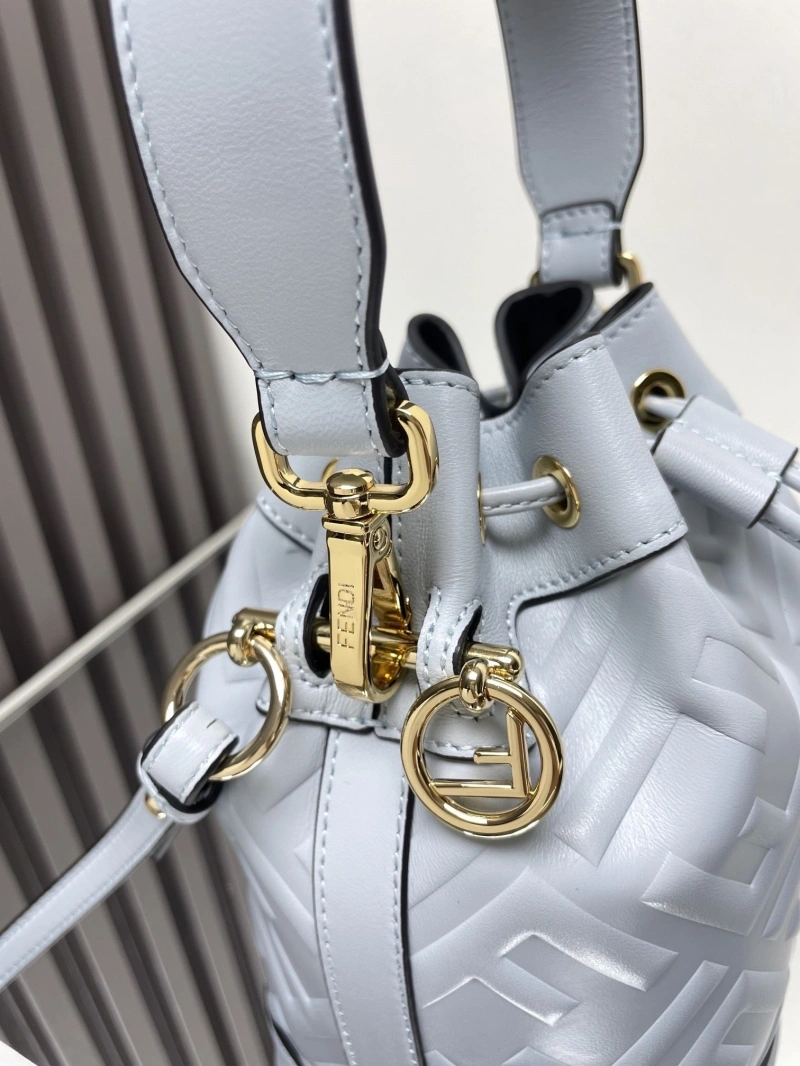 F**di bucket bags 4370-0582