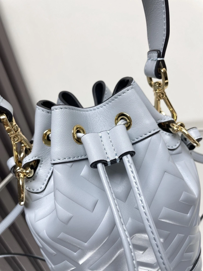 F**di bucket bags 4370-0582