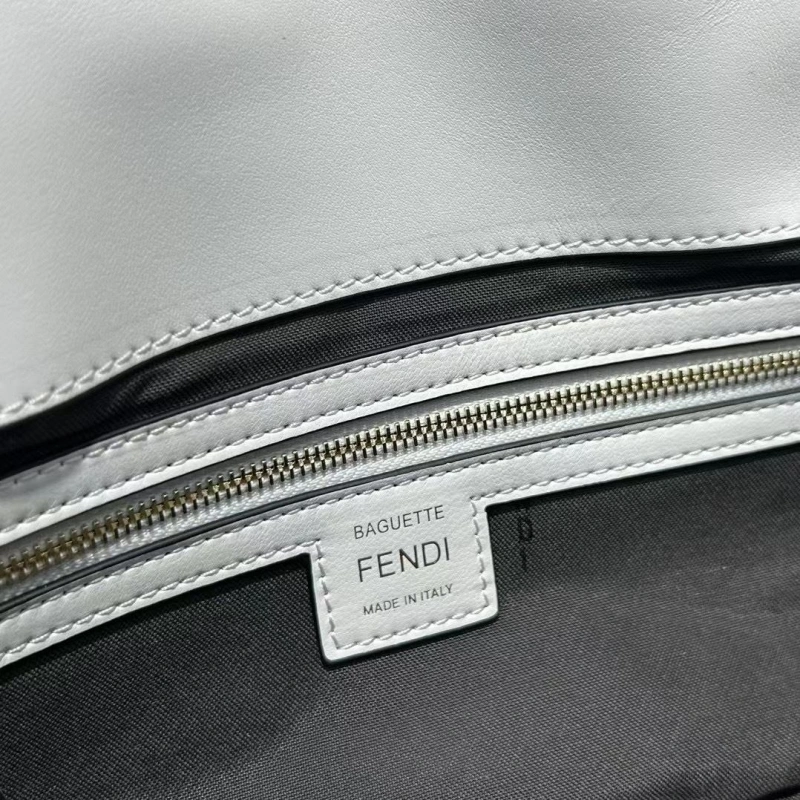 F**di baguette bags 4370-0586