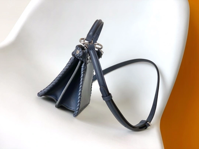 F**di top handle bags 4370-0606