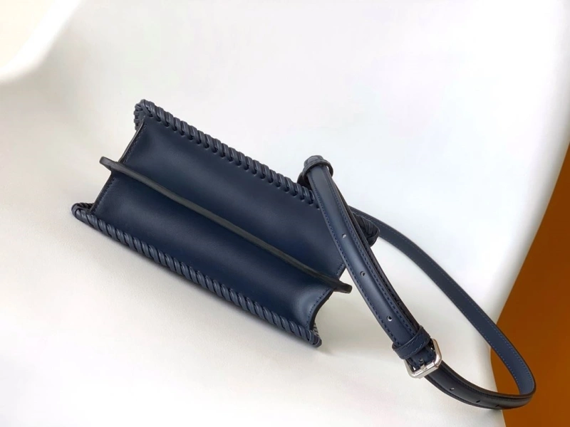 F**di top handle bags 4370-0606