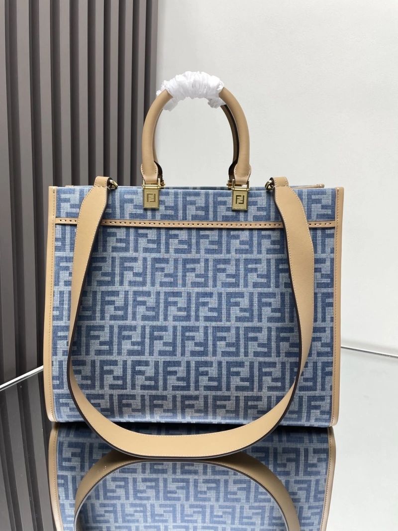 F**di shopping bags 4370-0616