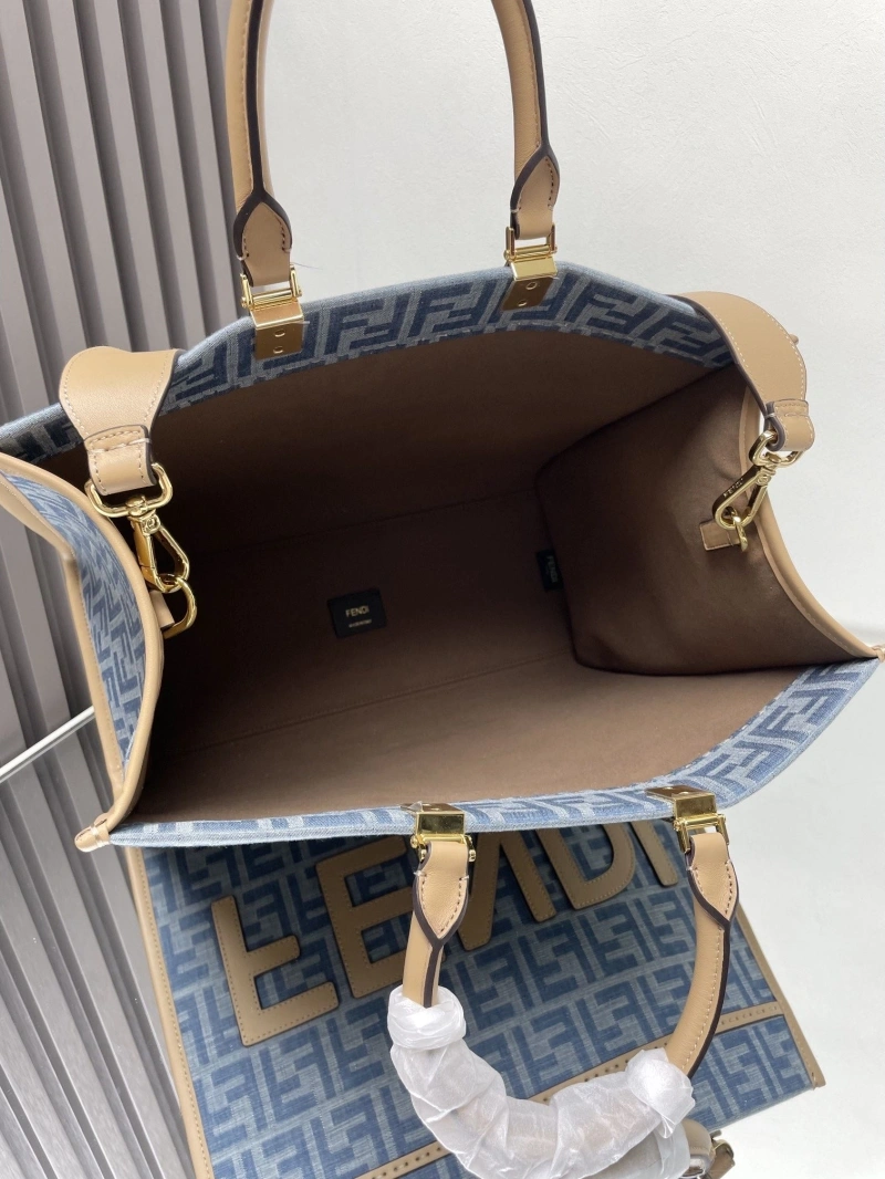 F**di shopping bags 4370-0616