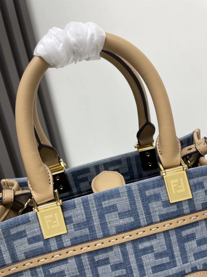 F**di shopping bags 4370-0617