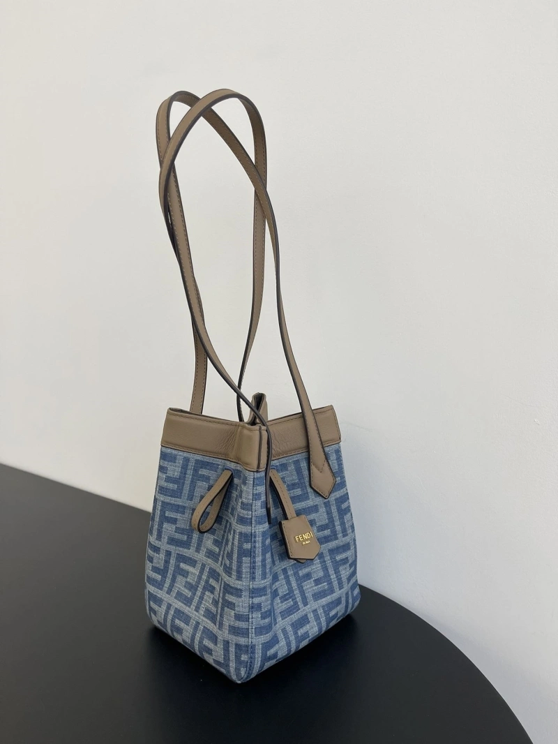 F**di shopping bags 4370-0620