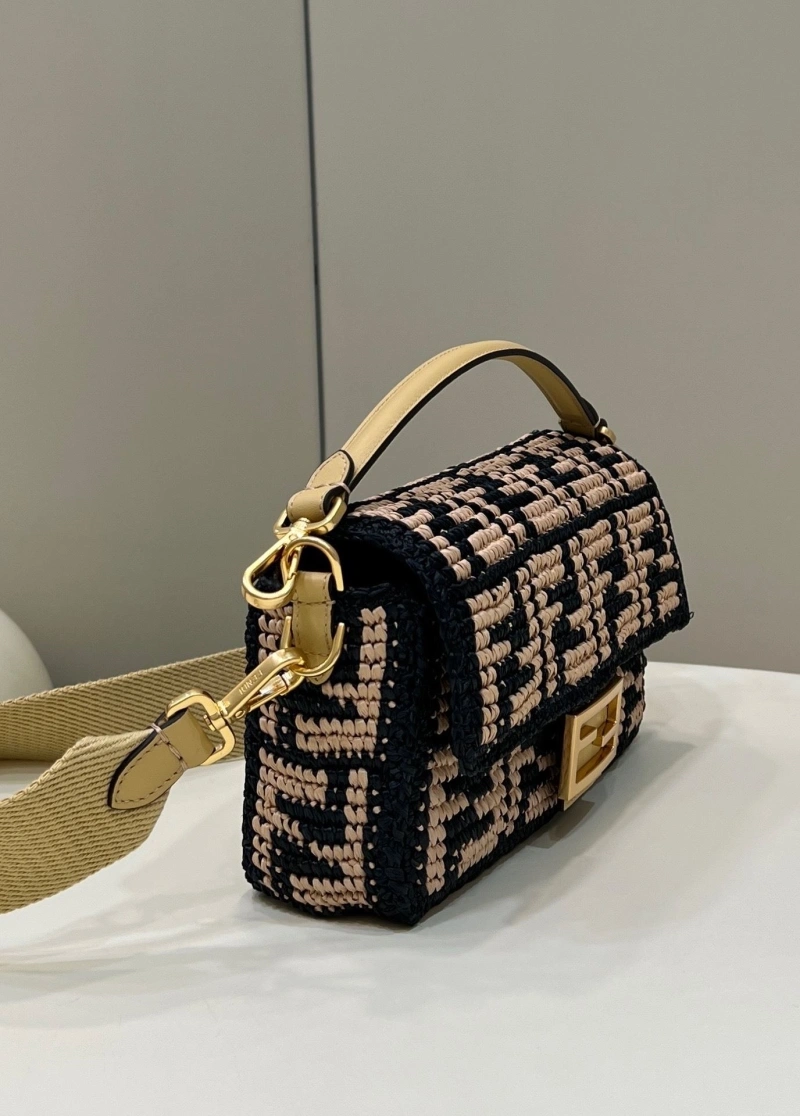 F**di baguette bags 4370-0644