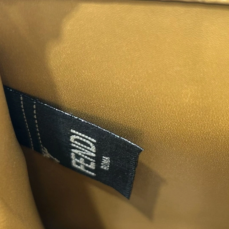 F**di top handle bags 4370-0652