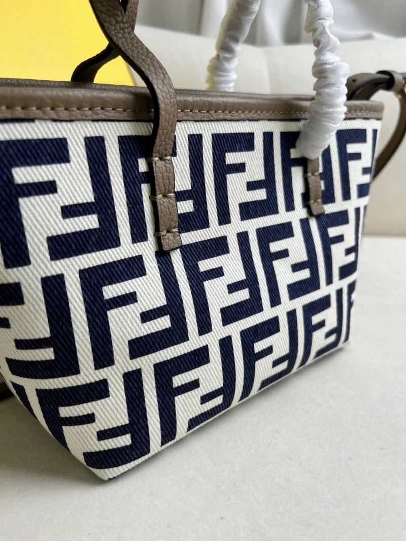 F**di shopping bags 4370-0669