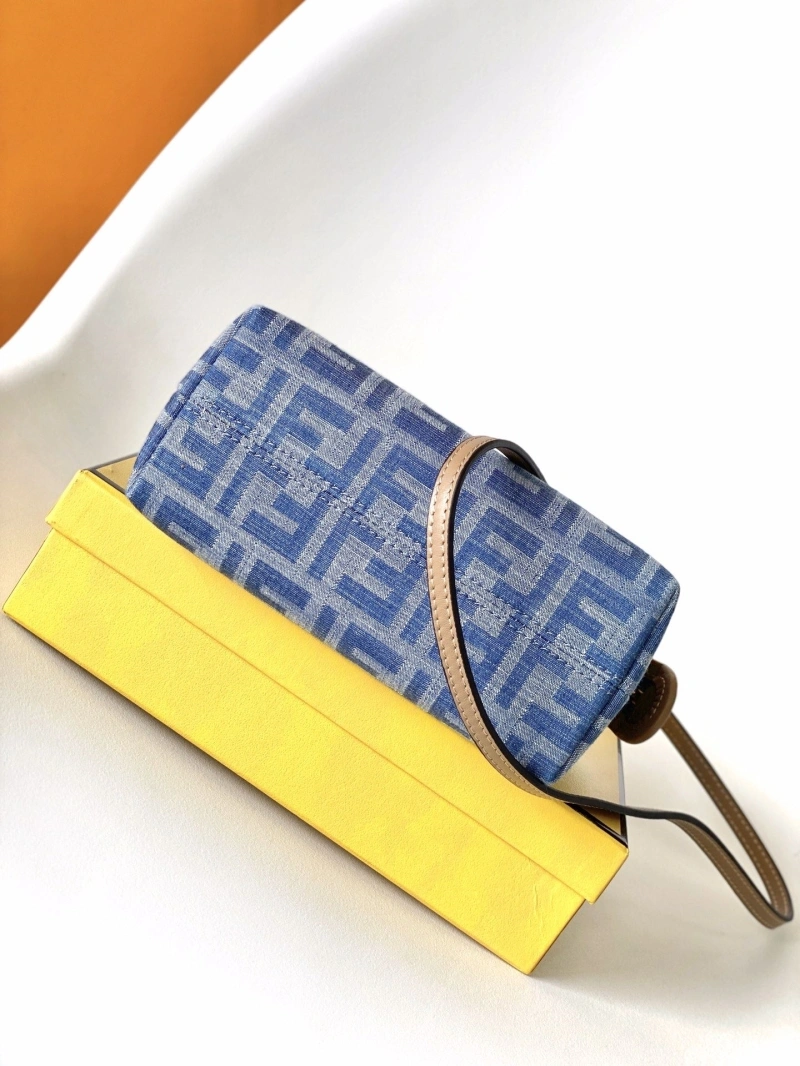 F**di top handle bags 4370-0670