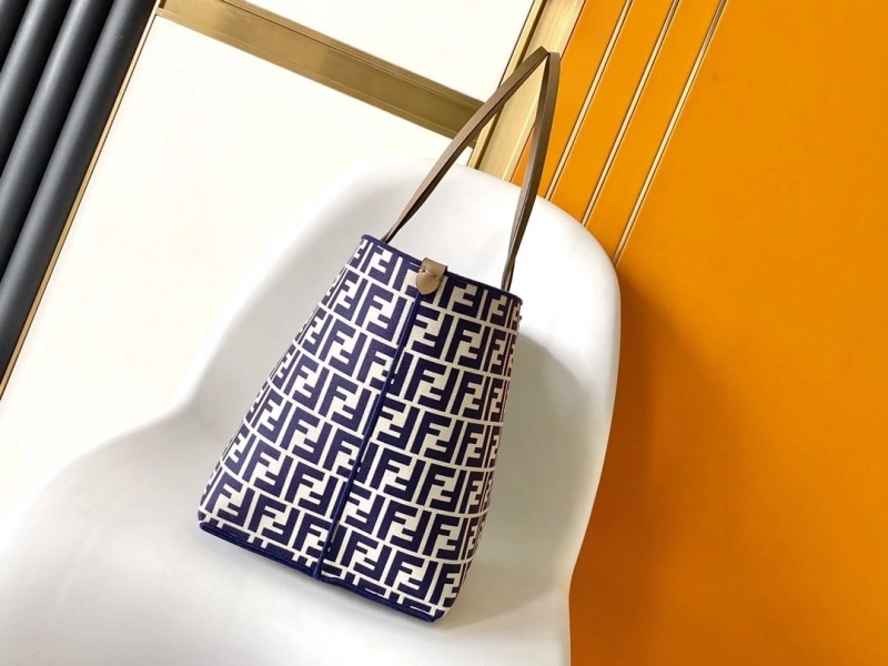 F**di shopping bags 4370-0671