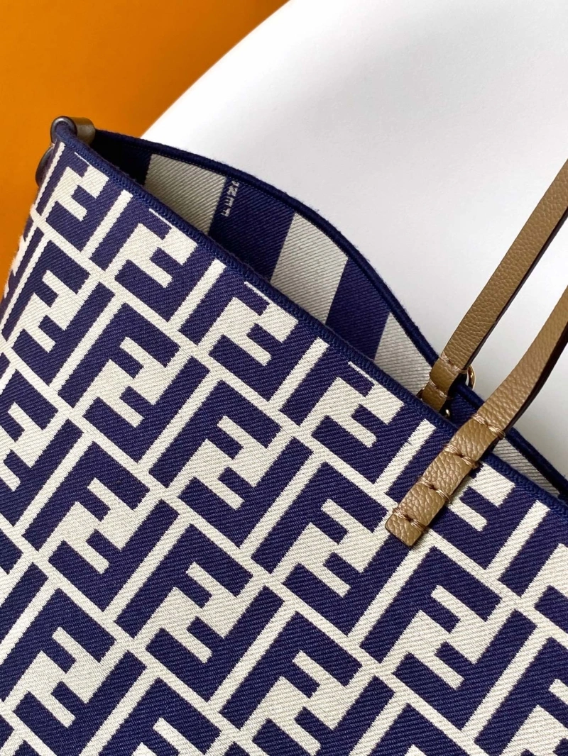 F**di shopping bags 4370-0671