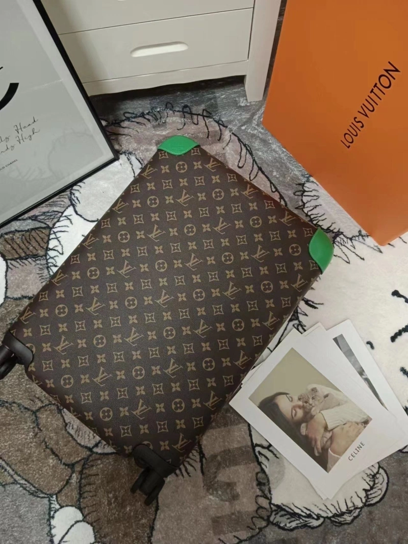 LV Suitcase 4461-0003