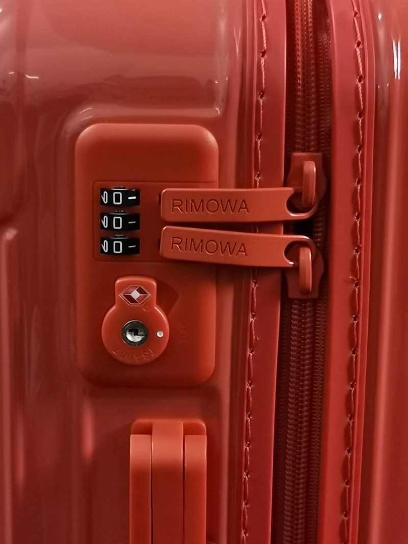 R1m0wa suitcase 4461-0072